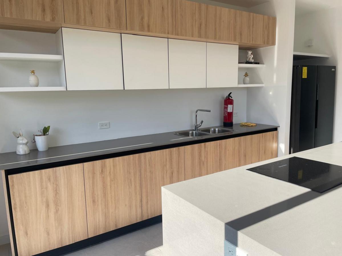 Mv - Sector Cumbaya, en Venta Dpto 2d 135.70 m² Mas Terraza de 23.42 m², Aquarela de Us — imagen 8