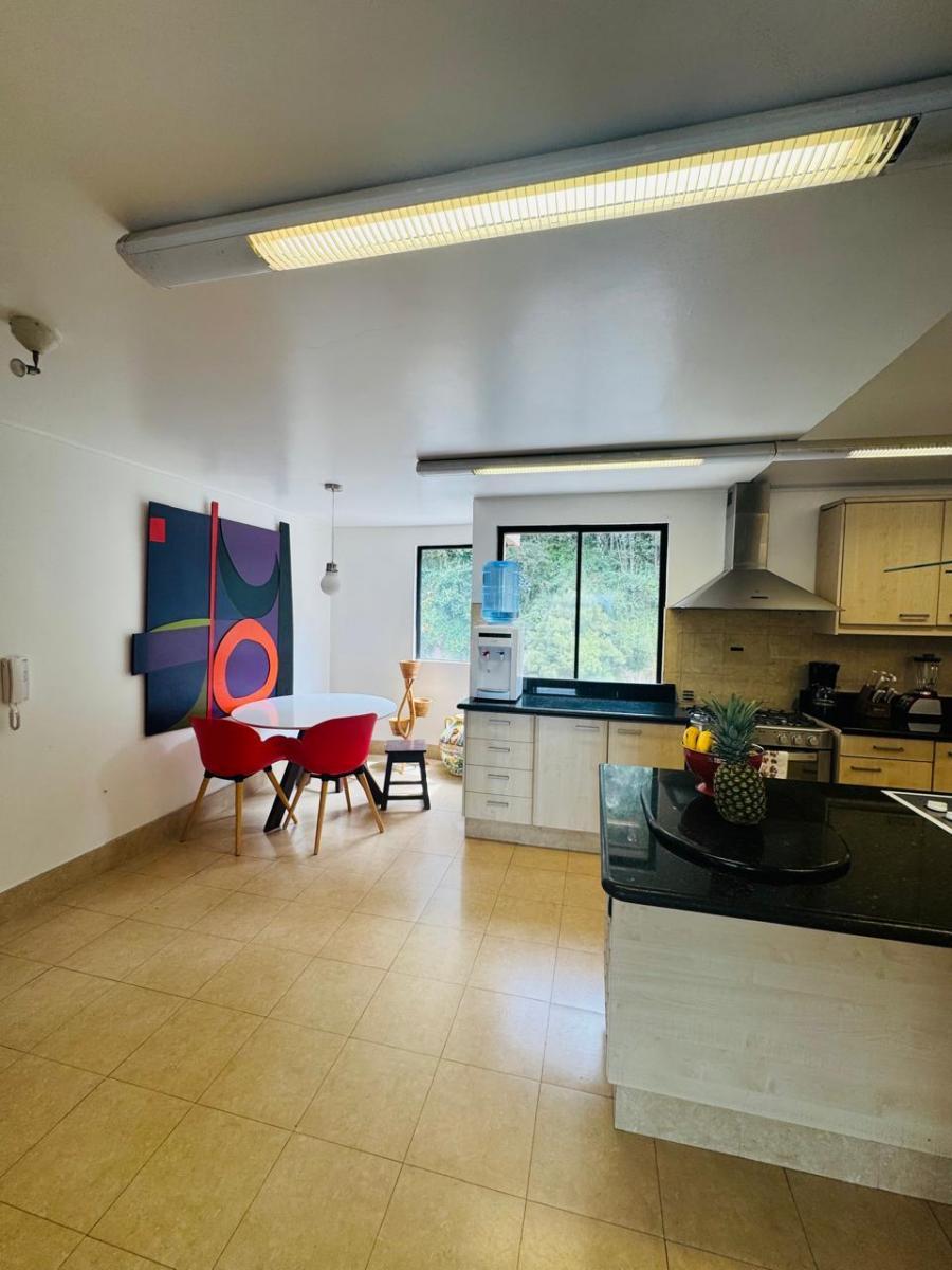Vendo Exclusivo Penthouse, Gonzalez Suárez, Vista Espectacular a Guapulo — imagen 10