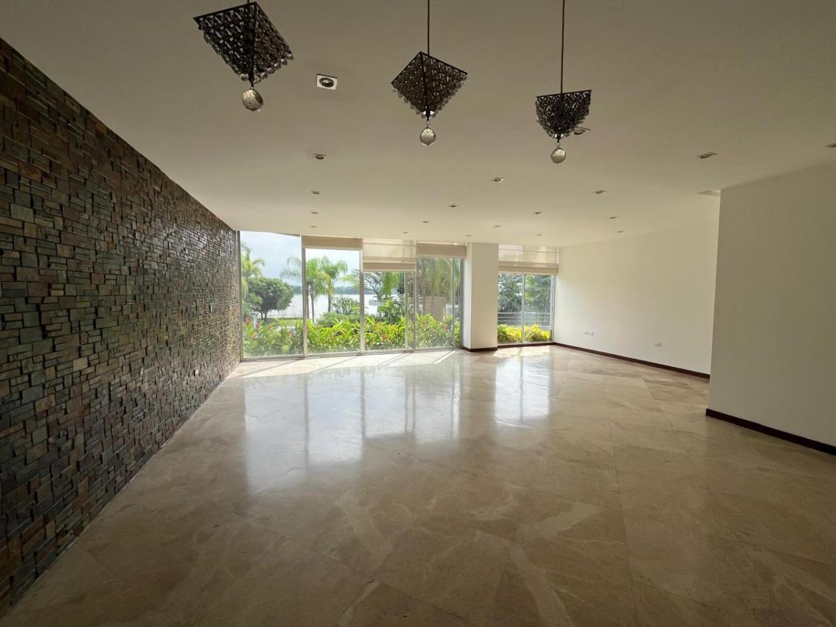Vendo Apartamento Planta Baja en Guayaquil Tenis Samborondon, Guayas — imagen 10