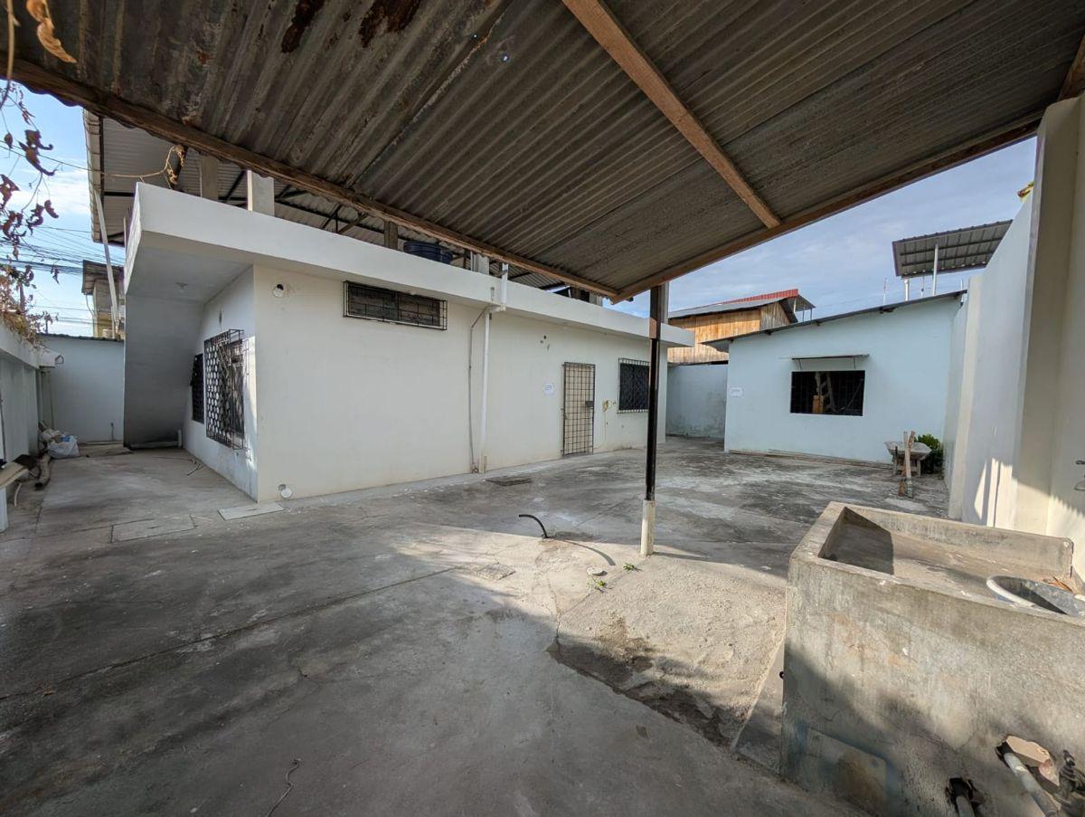 Casa Esquinera en Venta en Machala, El Oro — imagen 7