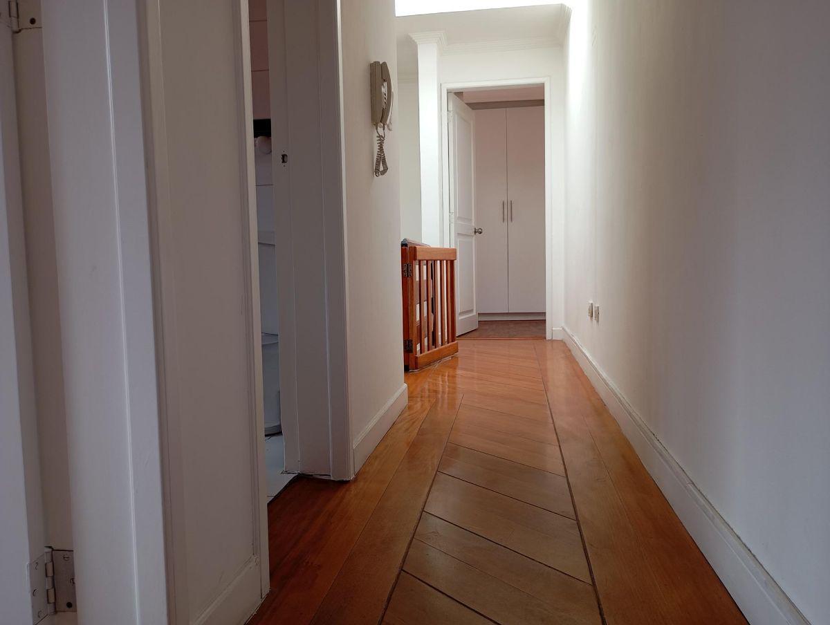 Departamento de 3 Dorm. Duplex Av Granados — imagen 5