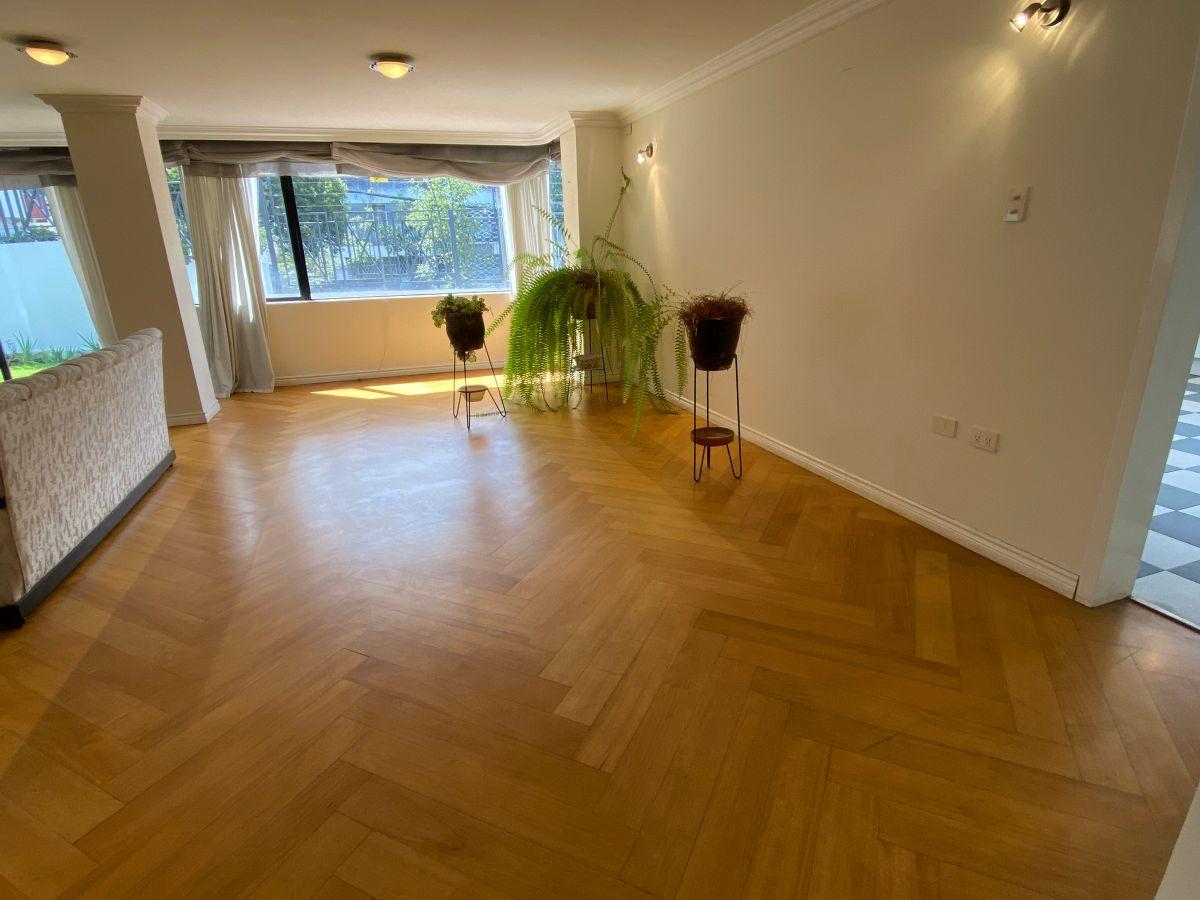Departamento | Venta | 3 Dorm. | 2 Parqueaderos | Granda Centeno Norte de Quito — imagen 9