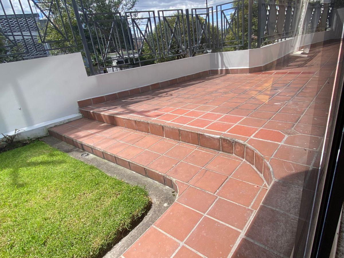 Departamento | Venta | 3 Dorm. | 2 Parqueaderos | Granda Centeno Norte de Quito — imagen 8