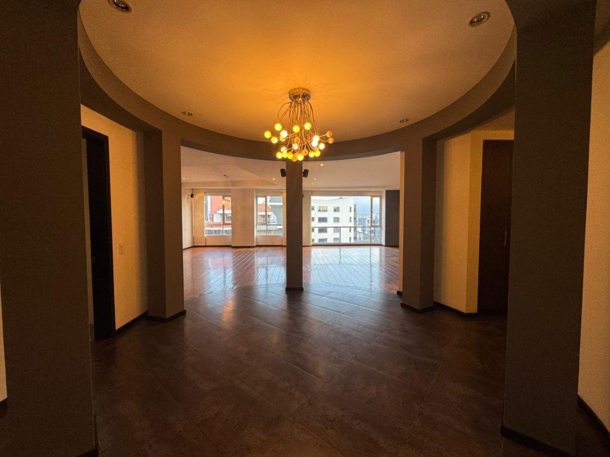 En Venta Departamento de 3 Dorm. 438 m² - Bellavista — imagen 8