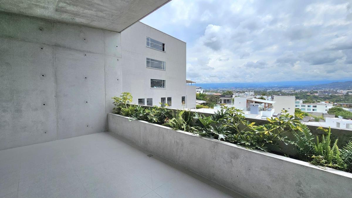 Venta Departamento con Vista en Cumbayá — imagen 9