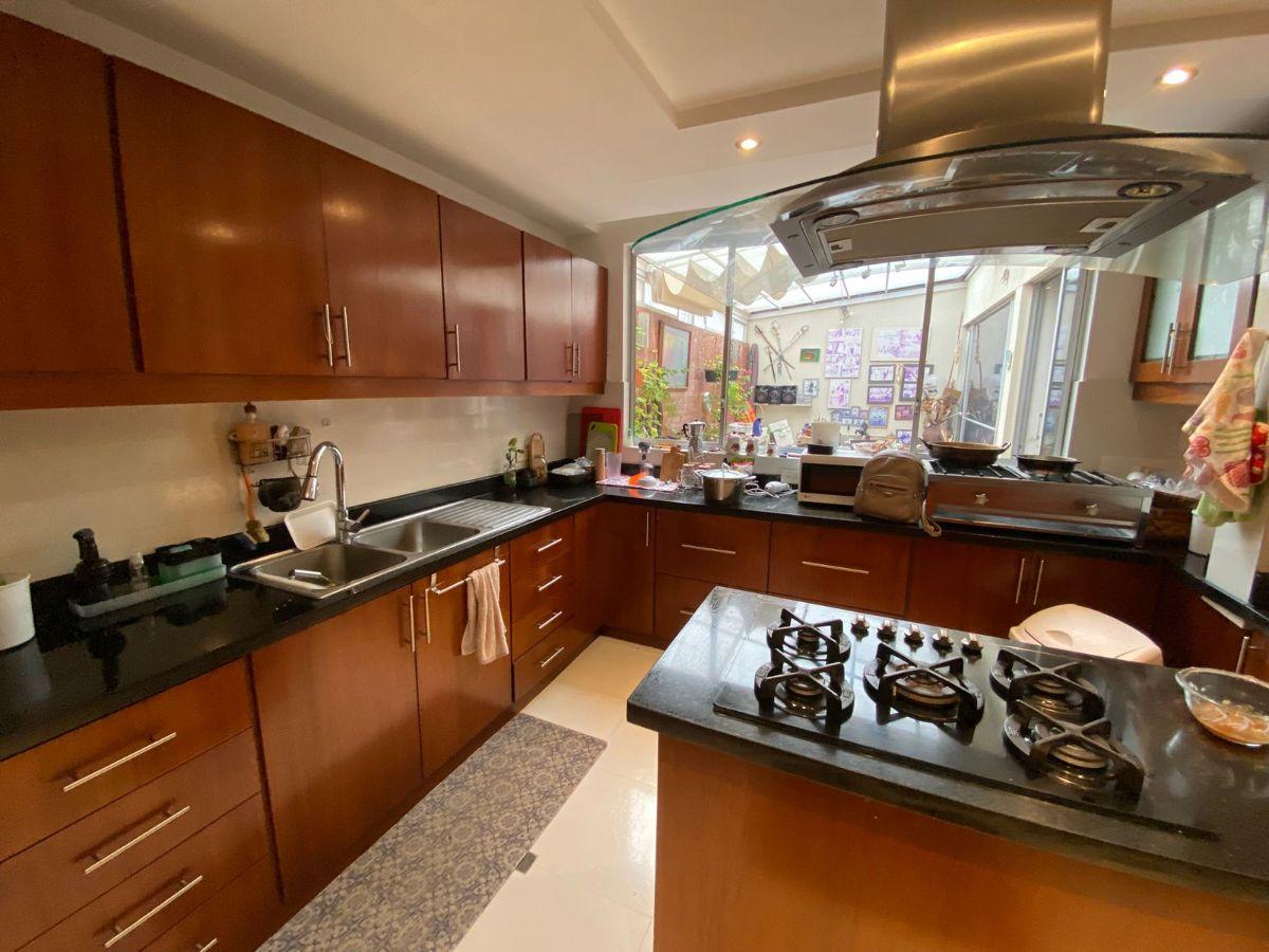 En Venta Departamento Duplex Cerca de La Embajada Americana — imagen 2