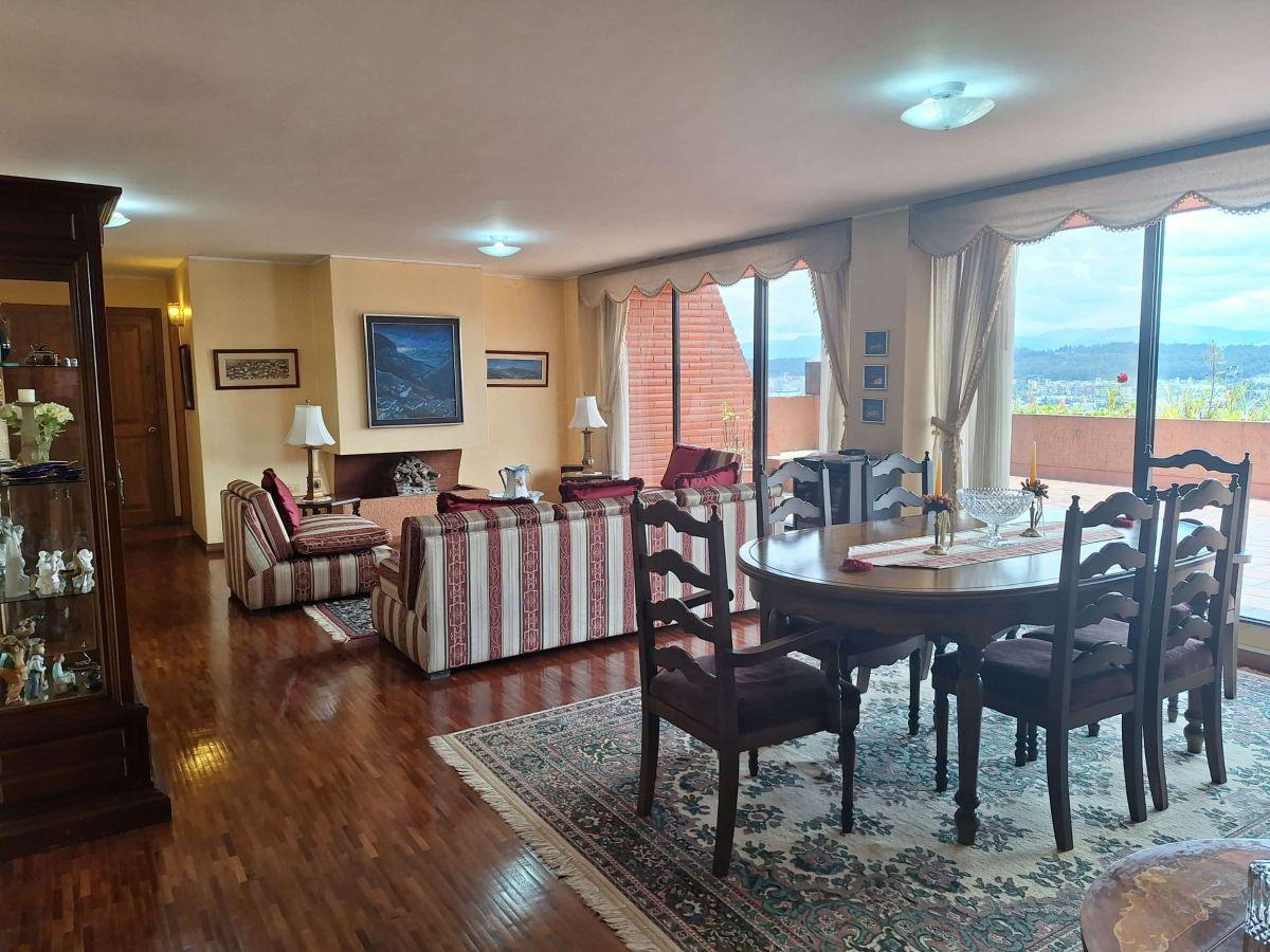 Vendo Departamento Colinas del Pichincha Piso Alto Hermosa Vista — imagen 6