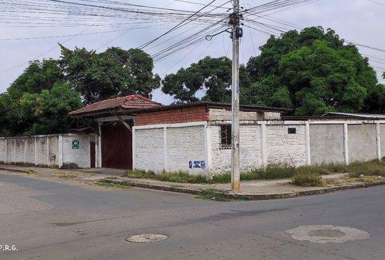 Venta Terreno con Bodega Chongon, Guayas — imagen 9