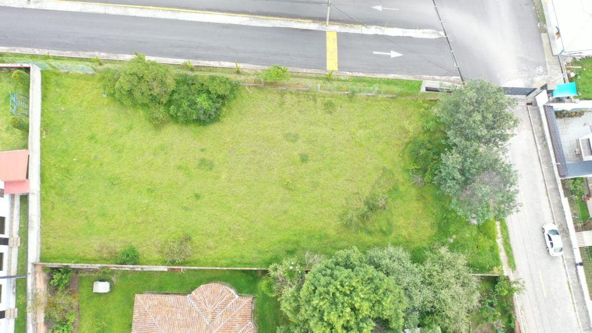 Terreno Independiente en Venta 1285 m² Sector Cashapamba Valle de Los Chillos — imagen 2