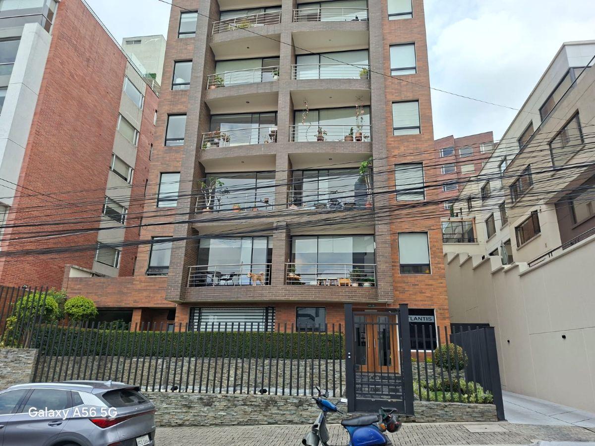 Vendo Moderno, Cómodo y Luminoso Departamento Quito Tenis — imagen 10