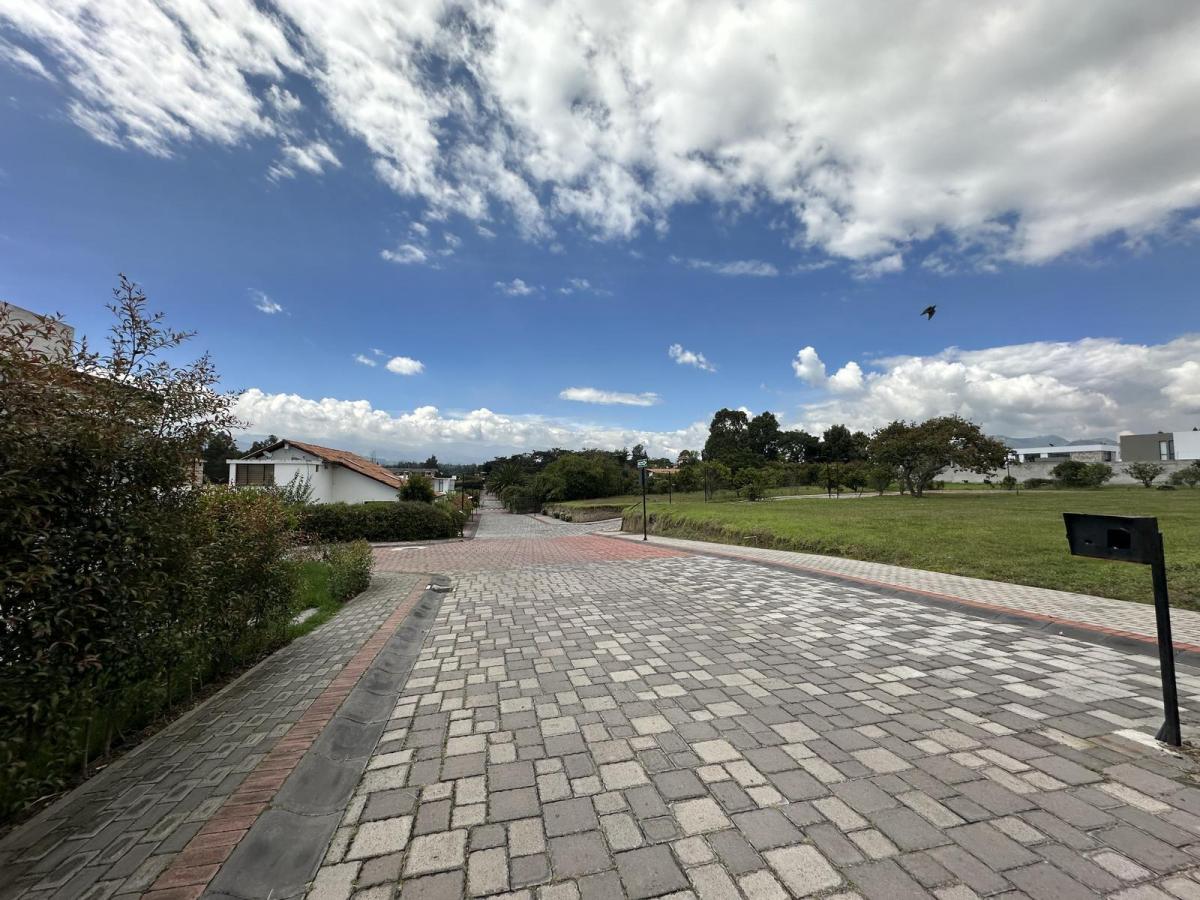 Terreno en Puembo Dentro de Urbanizaciòn Privada 439 Mtrs2 Plano — imagen 5