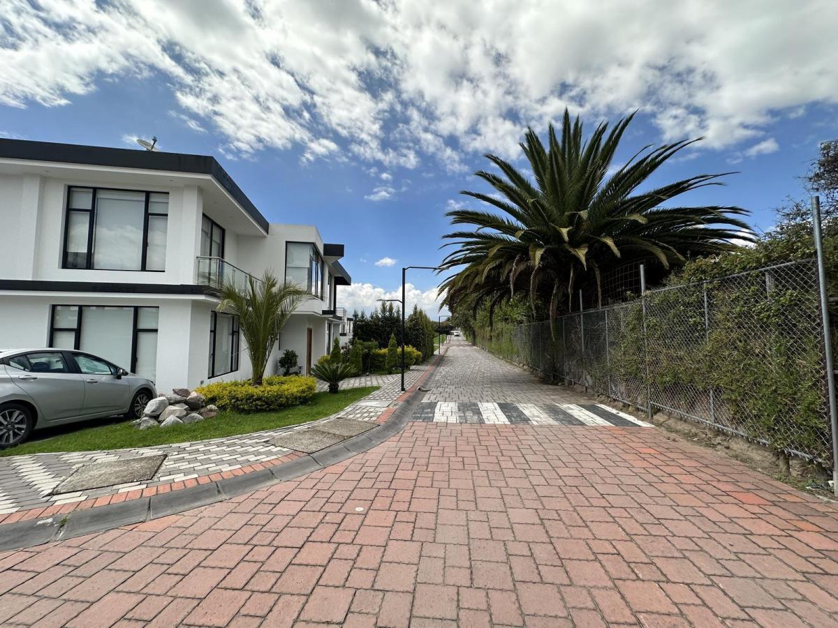 Terreno en Puembo Dentro de Urbanizaciòn Privada 439 Mtrs2 Plano — imagen 4