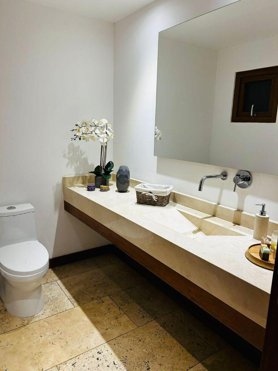 Vendo Departamento con Jardin en Cumbaya — imagen 6