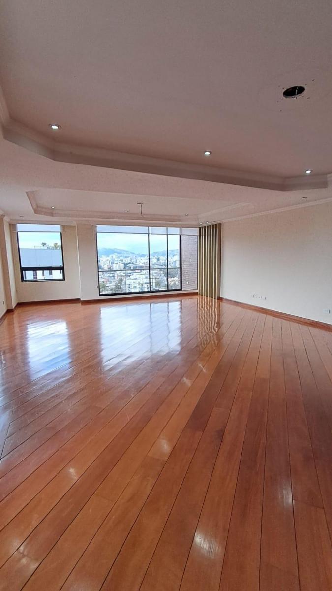 Vendo Hermoso Penthouse, 4 Dorm. Quito Tenis, 637 m² Excelente Vista! — imagen 8