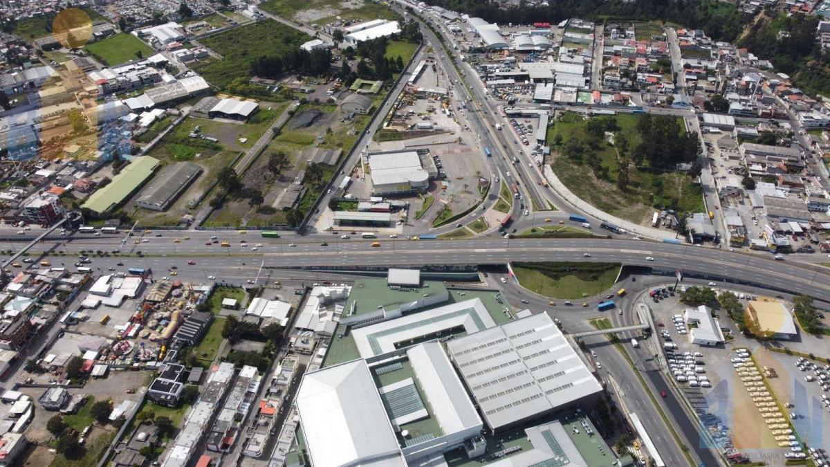 Vendo Terreno Comercial Panamericana Norte Calderon Carapungo Portal Shopping — imagen 2