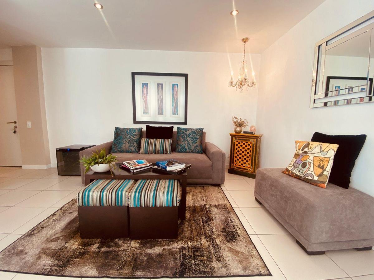 Suite de 60 m² Más Patio y 2 Parqueaderos de Venta en La Carolina — imagen 10