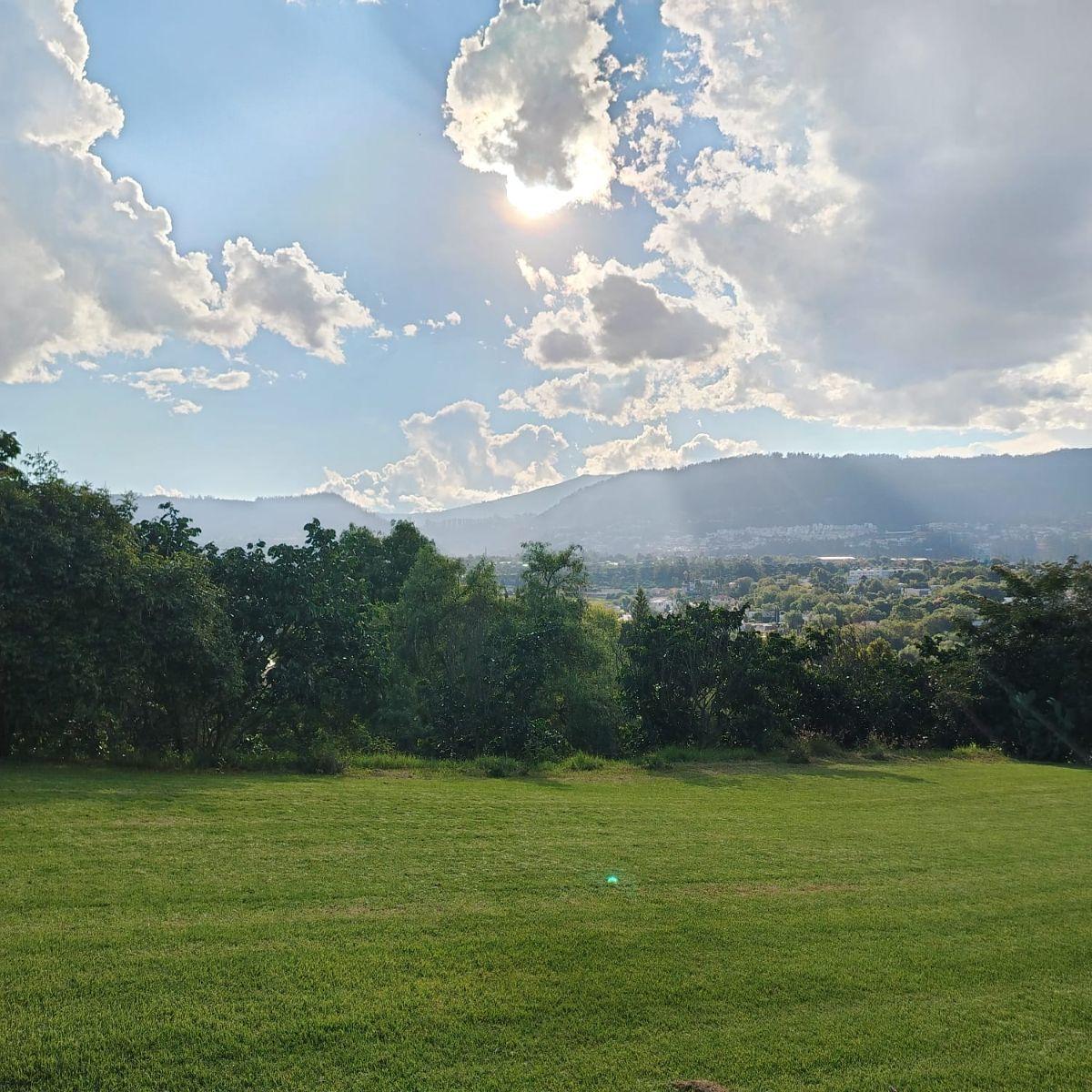 Venta de Terreno Independiente Sector de Meneses Pallares en Cumbaya — imagen 9