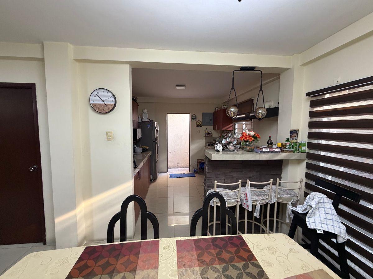 Vendo Casa en Urbanización Metrópolis 2, Guayas — imagen 2