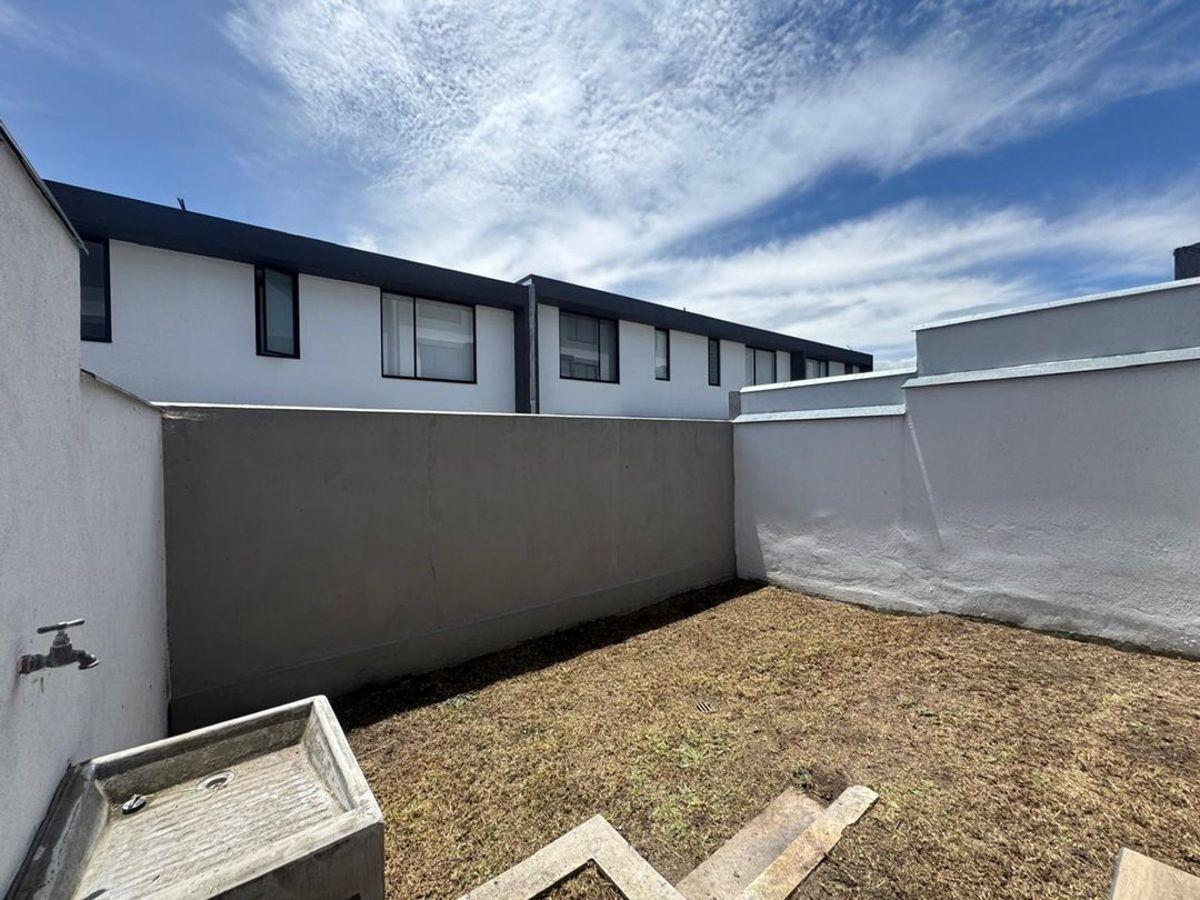 Venta en Casa a Estrenar Valle de Los Chillos — imagen 2