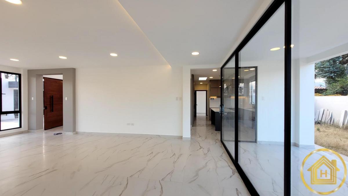 Casa en Venta a Estrenar, Dentro de Urbanización, Sector Capelo - Valle de Los Chillos — imagen 4