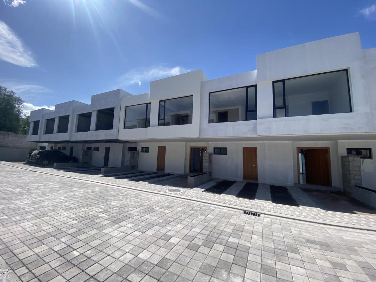 Espectacular Casa de Venta en Planos Ubicada en Proyecto en El Sector de La Viña Alta — imagen 2