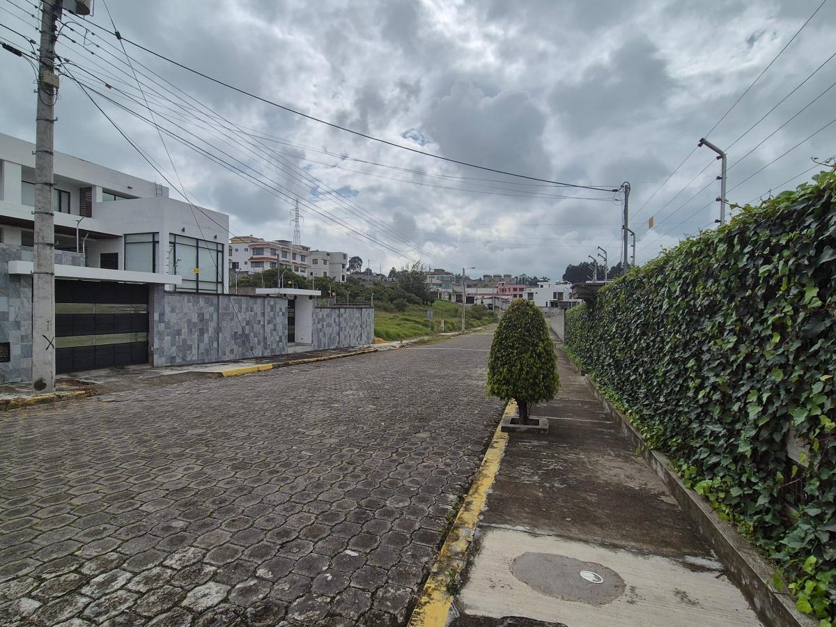 Lindo Terreno 624 m² – Sector Cashapamba - Sangolqui — imagen 7
