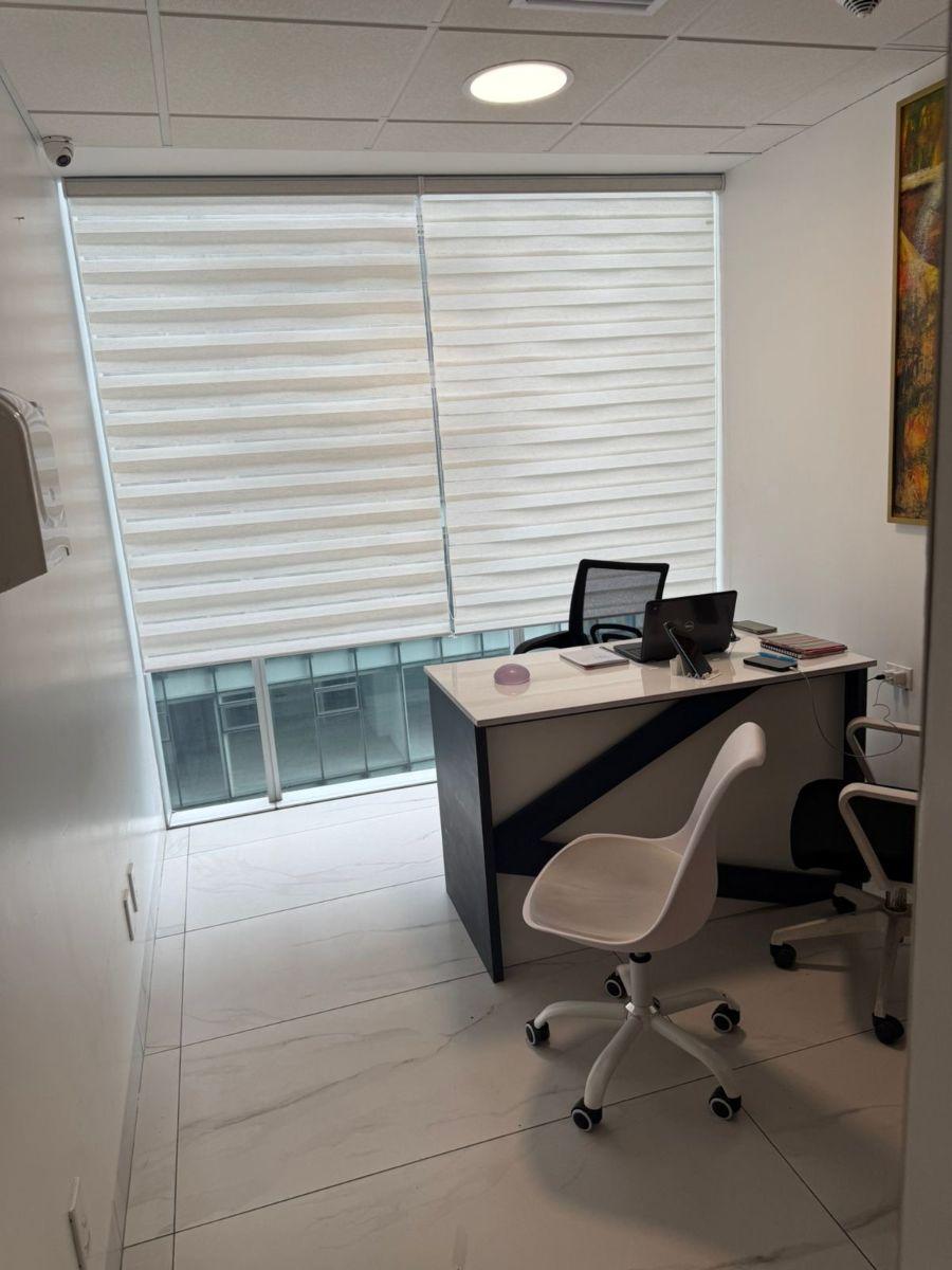 En Venta Oficna en Edificio Ágora Medical Center Frente a Mall del Sol, Guayas — imagen 4