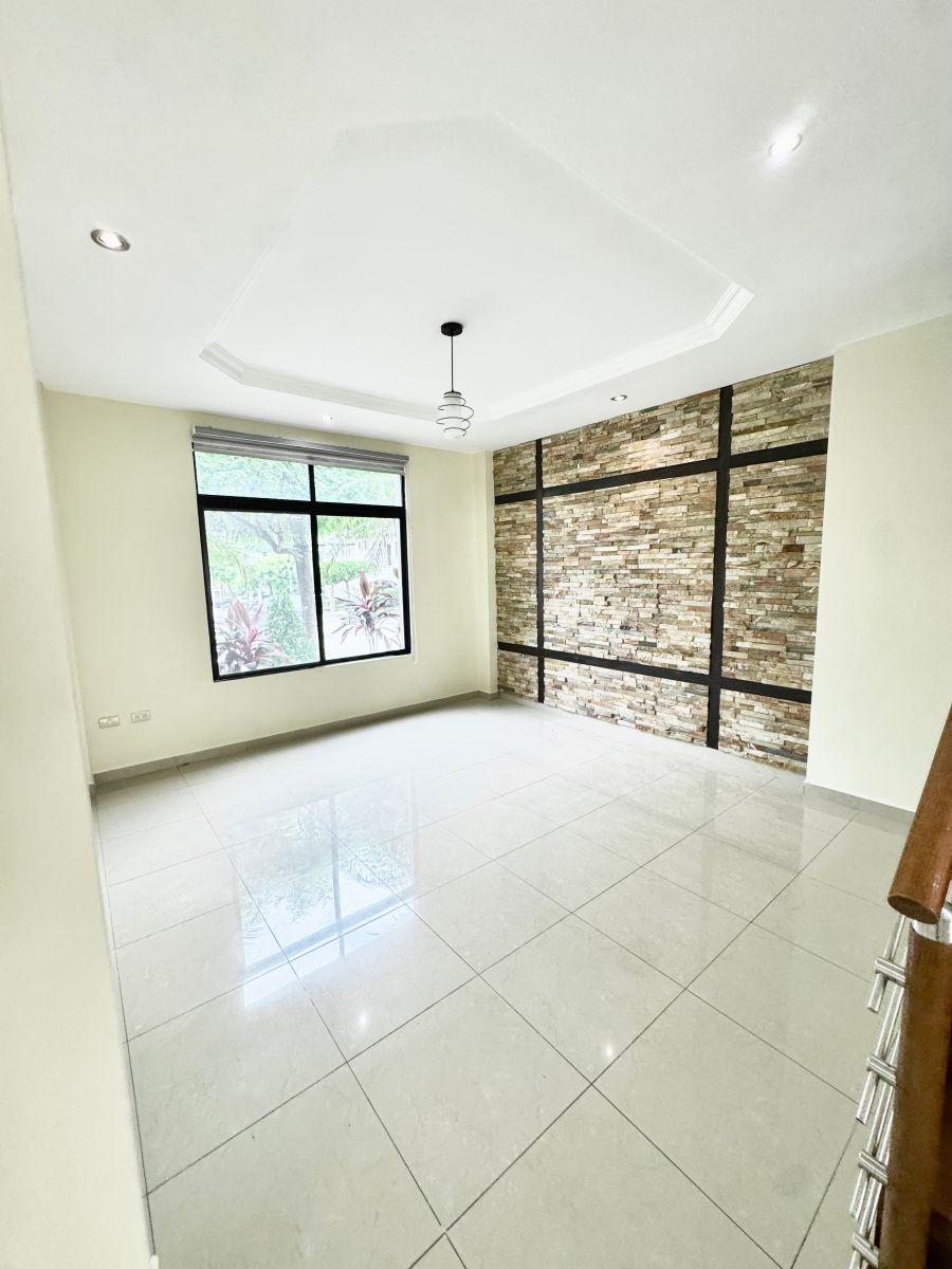Vendo Casa en Bosques de La Costa, Tres Dorm. Cada Uno con Su Baño, Patio Grande, Guayas — imagen 8