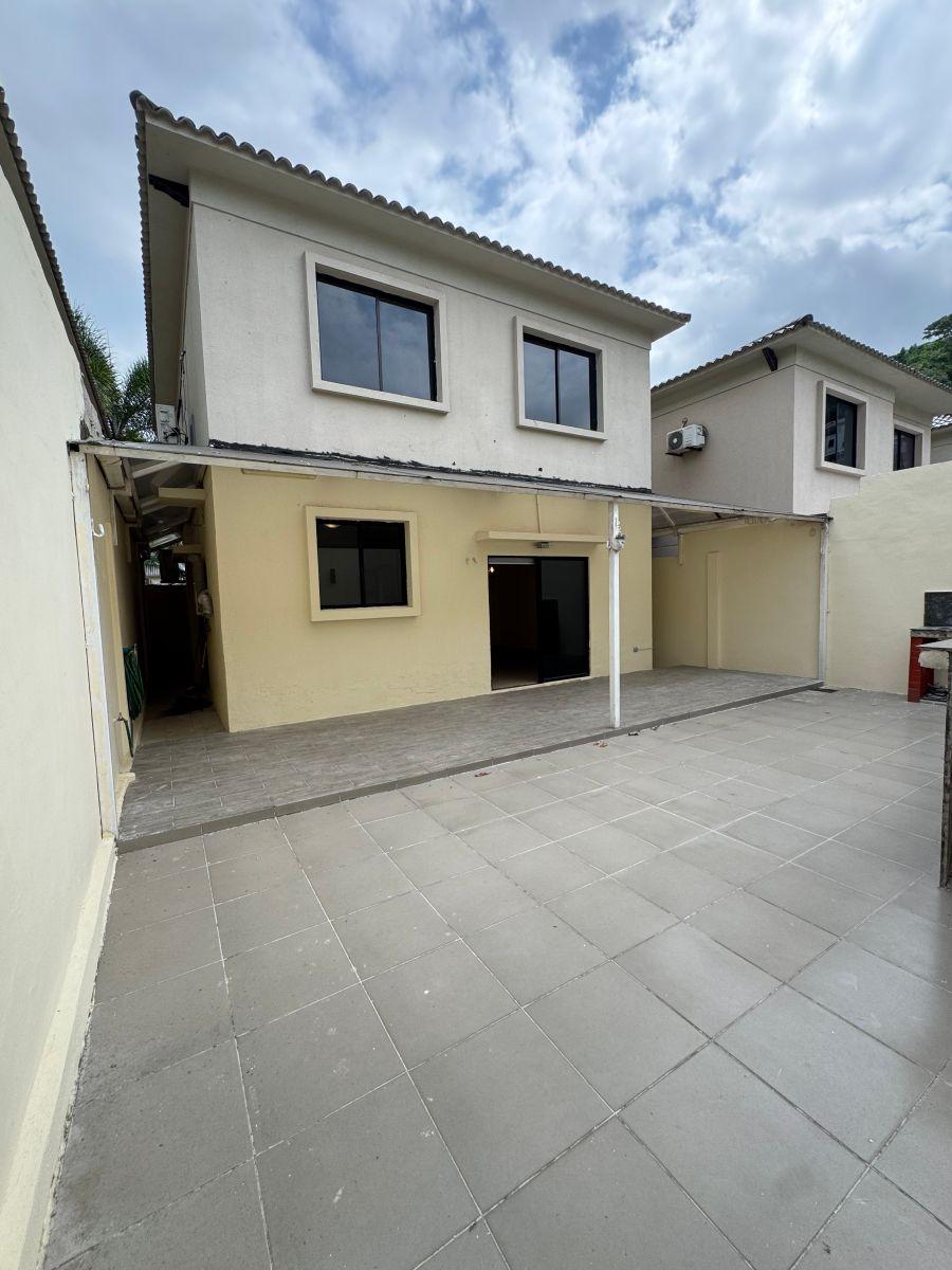 Vendo Casa en Bosques de La Costa, Tres Dorm. Cada Uno con Su Baño, Patio Grande, Guayas — imagen 2