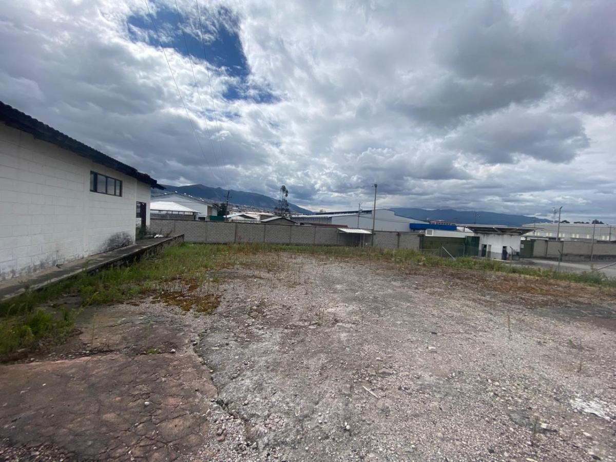 Venta Terreno en Turubamba — imagen 2
