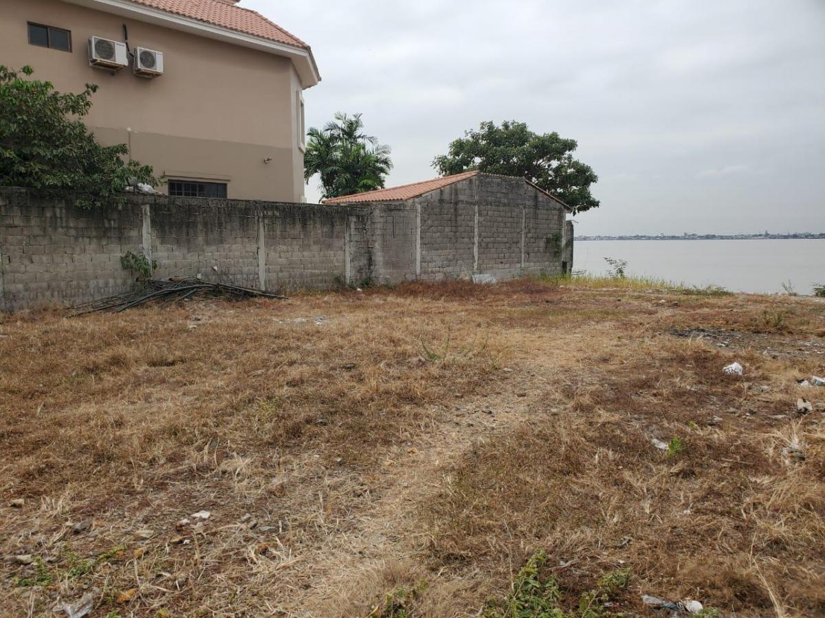 Terreno de Venta en El Km 1 de La Vía a Samborondón, Vista Al Río, 690 m². Guayas — imagen 4