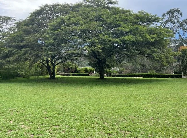 Terreno en venta en Cumbaya — imagen 1