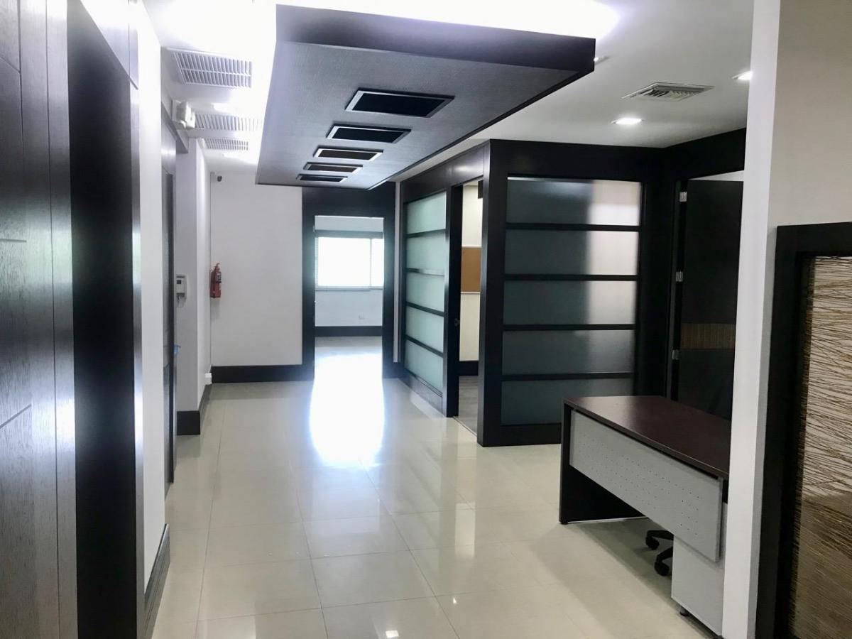 De Lujo en Venta Oficina Amoblada en Parque Empresarial Colon. Espectacular, Guayas — imagen 8
