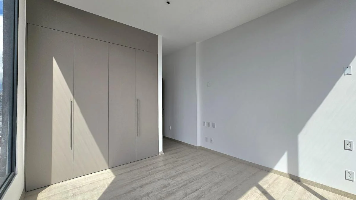 Venta Departamento con Vista, Piso Alto E Iluminado en La Carolina — imagen 9