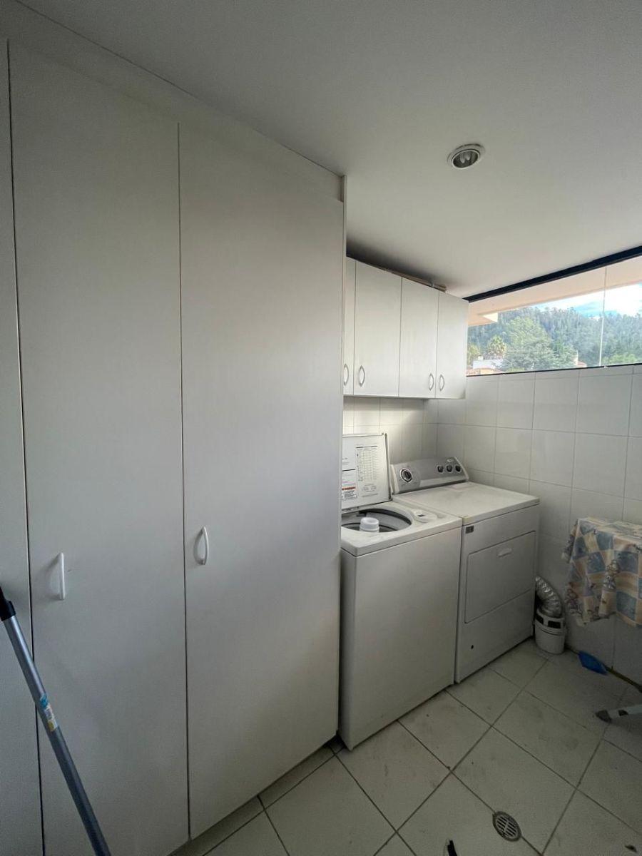 Amplia y Cómoda Casa con 4 Habitaciones de 860 m² en Venta Sector Miravalle Dentro de Urbanización — imagen 2