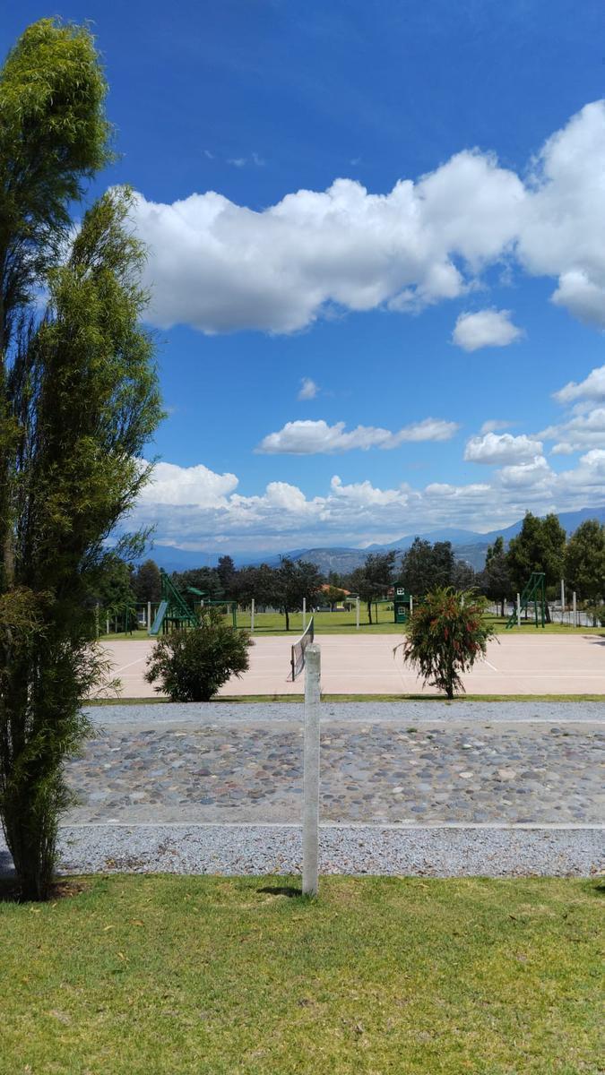 Vendo Lote de 1360 m² en Urbanización Privada, Malchinguí, a 20 Minutos de Guayllabamba — imagen 6