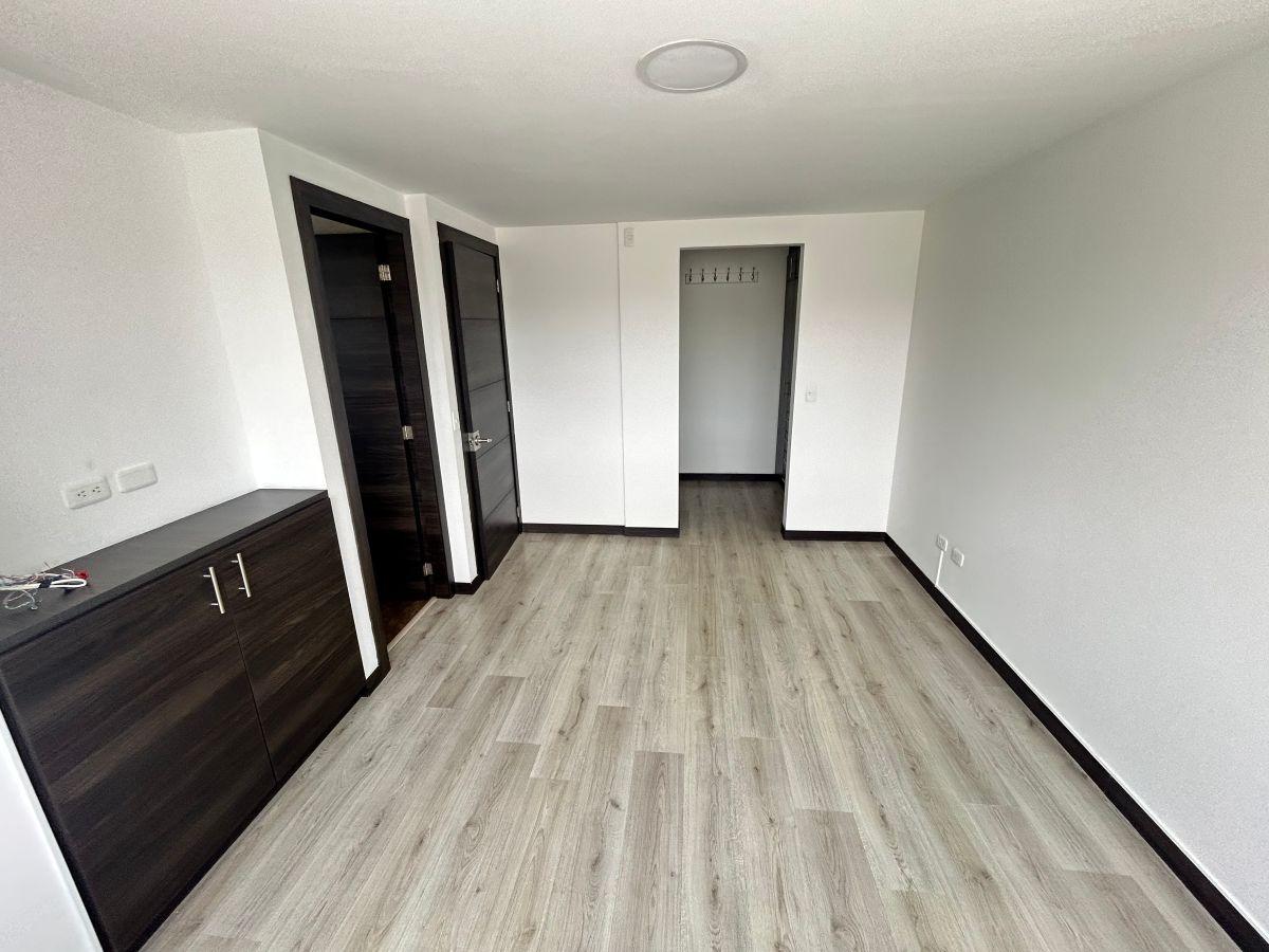 Venta Casa Moderna en Conjunto Cuatro Dorm. Terrraza — imagen 5