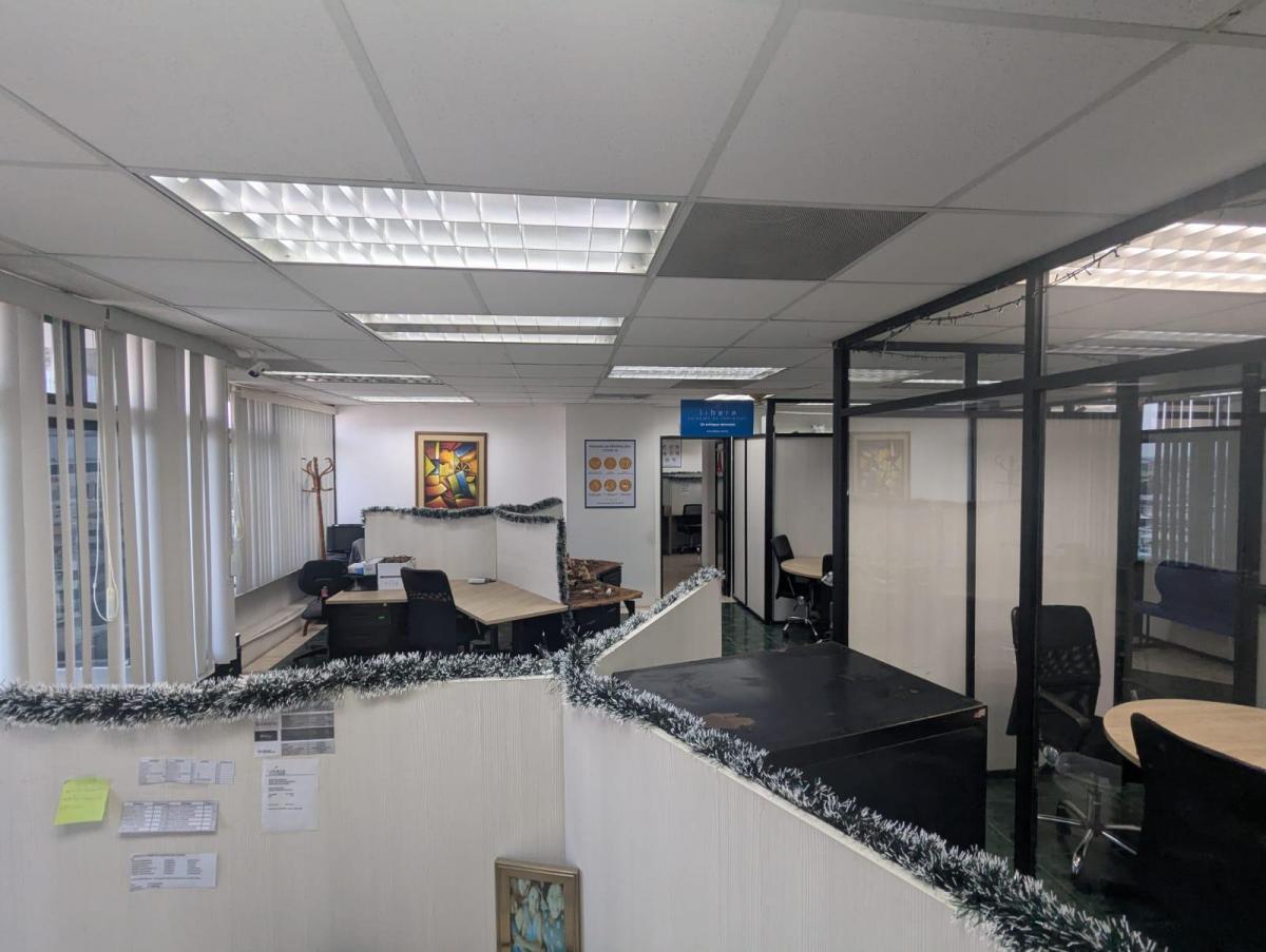 Oficina de Venta en Torres del Norte - Guayaquil - Kennedy Norte, Guayas — imagen 9