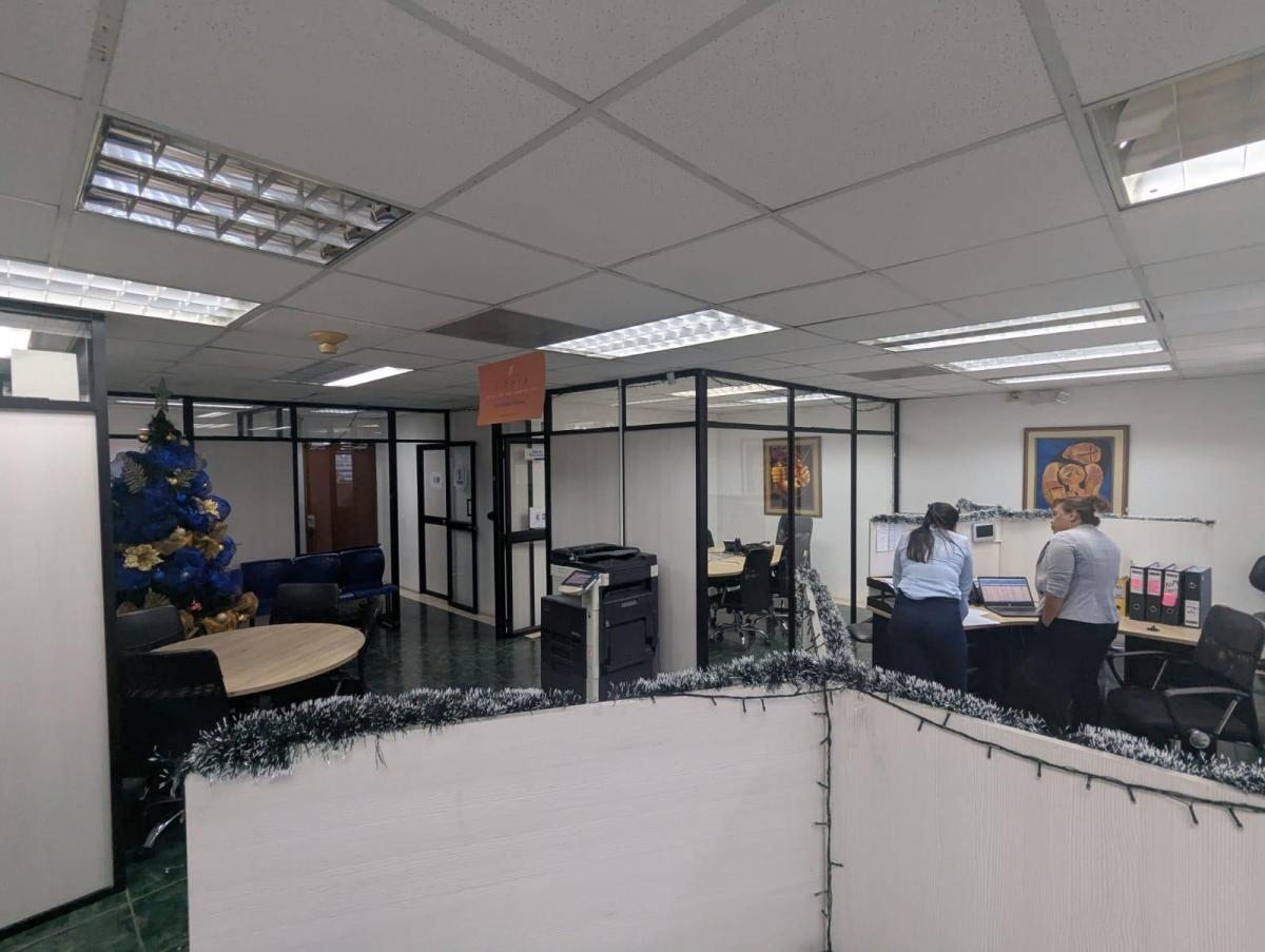 Oficina de Venta en Torres del Norte - Guayaquil - Kennedy Norte, Guayas — imagen 3