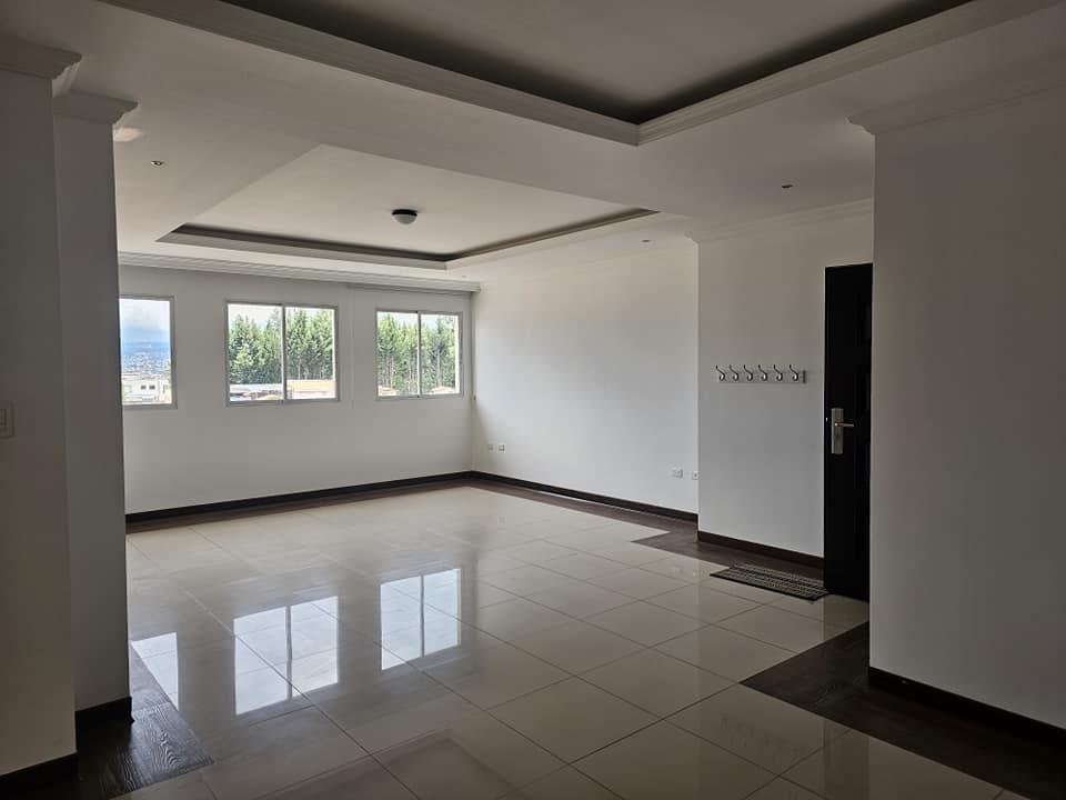 Mv - Sector Valle de Los Chillos en Venta Dpto 139,67 m² + Terraza 9,21 m² en Conjunto Privado — imagen 9