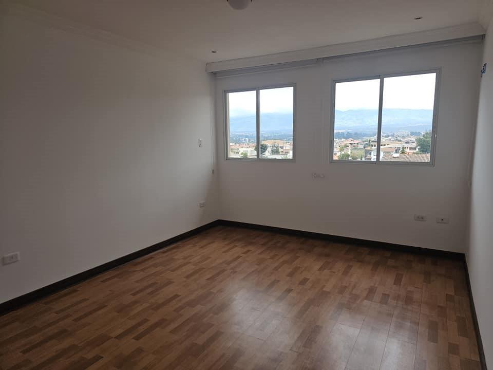 Mv - Sector Valle de Los Chillos en Venta Dpto 139,67 m² + Terraza 9,21 m² en Conjunto Privado — imagen 6