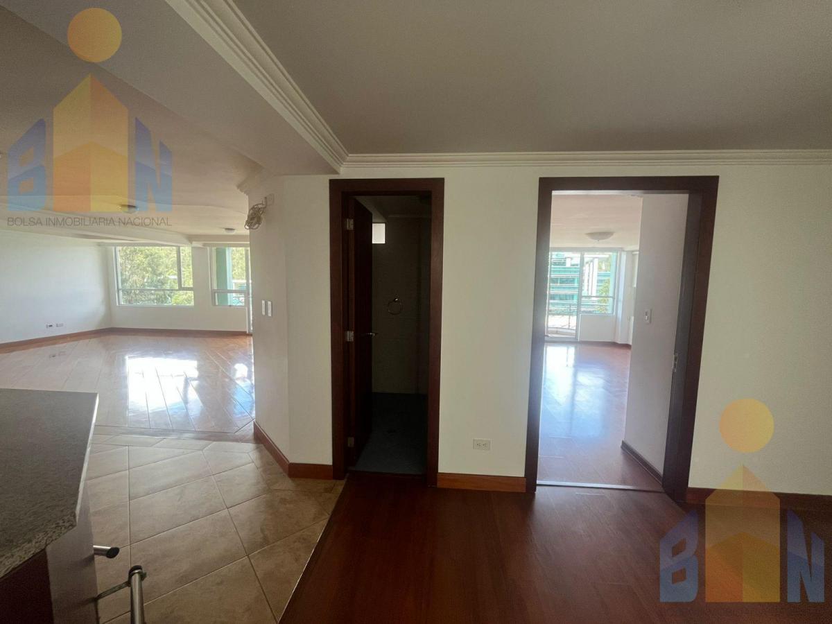 Departamento en Monteserrín de Venta Frente a Ecopark y Udla — imagen 10