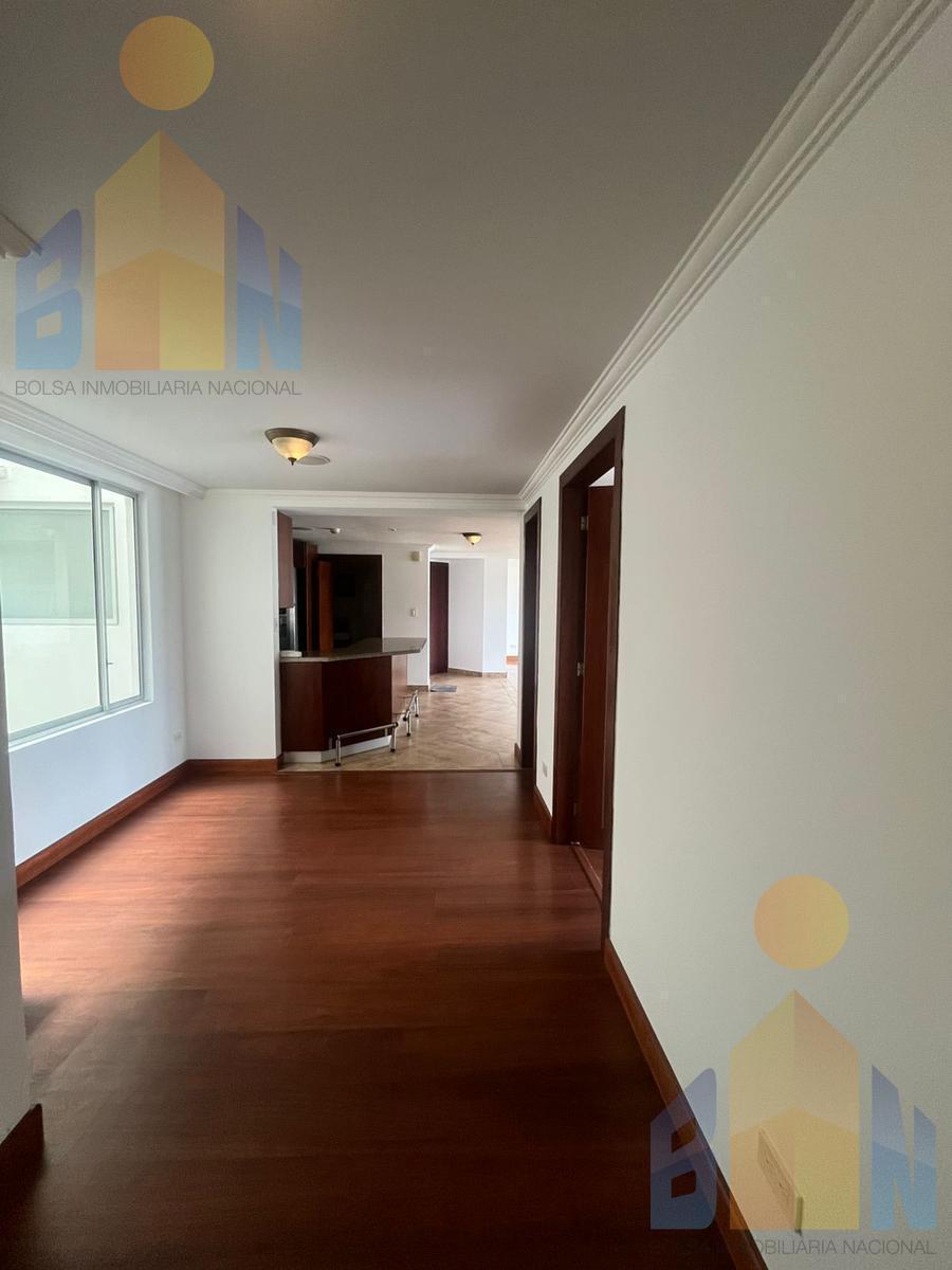 Departamento en Monteserrín de Venta Frente a Ecopark y Udla — imagen 7