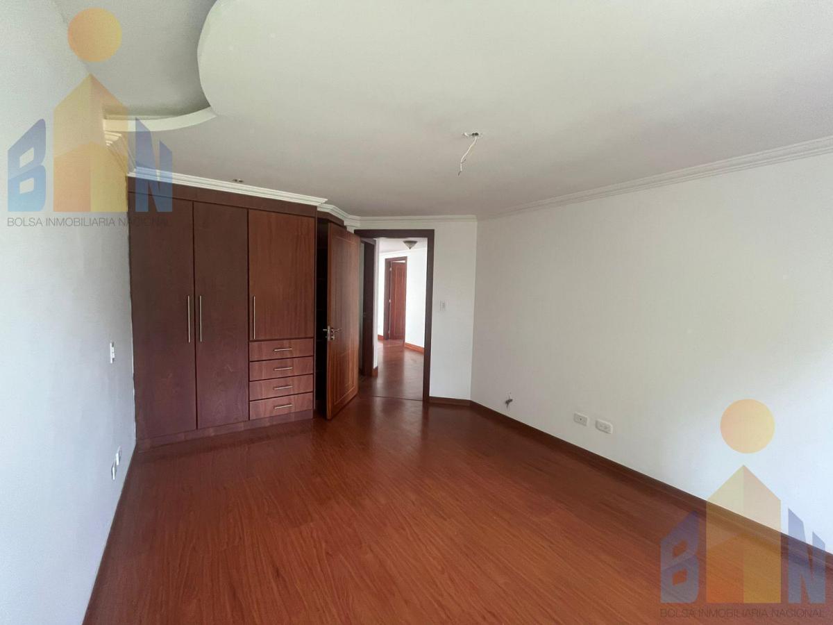 Departamento en Monteserrín de Venta Frente a Ecopark y Udla — imagen 5