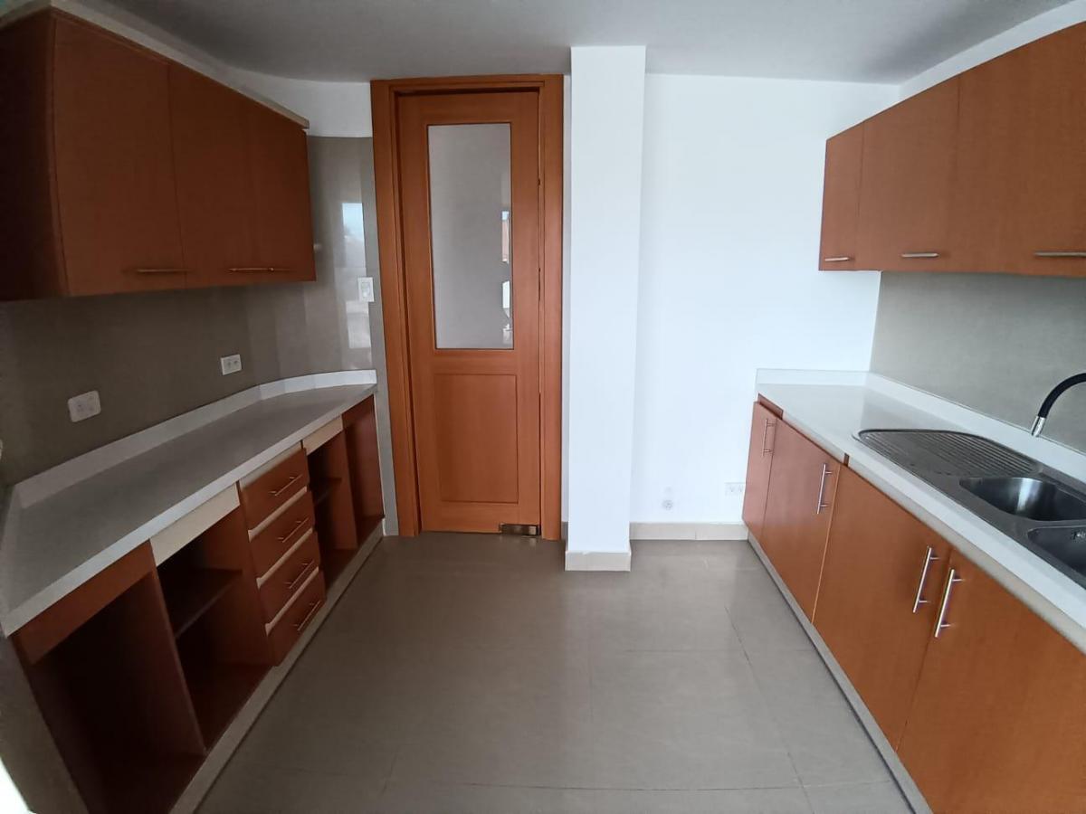 En Venta Departamento con Terraza, Carcelen Bajo, Norte de Quito — imagen 6