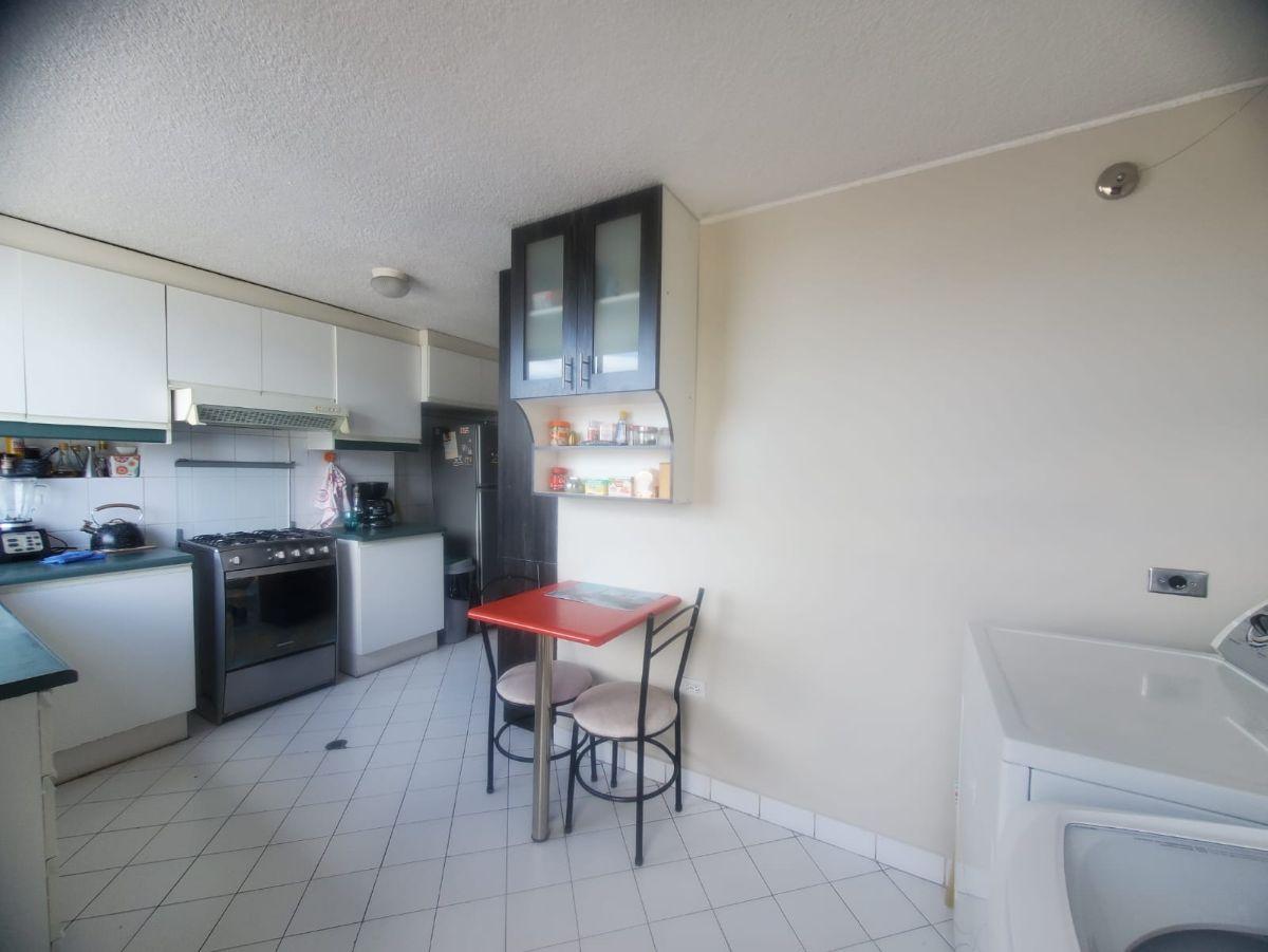 Venta Departamento 2 Dormitoriso. El Batan. Provincia de Pichincha — imagen 2