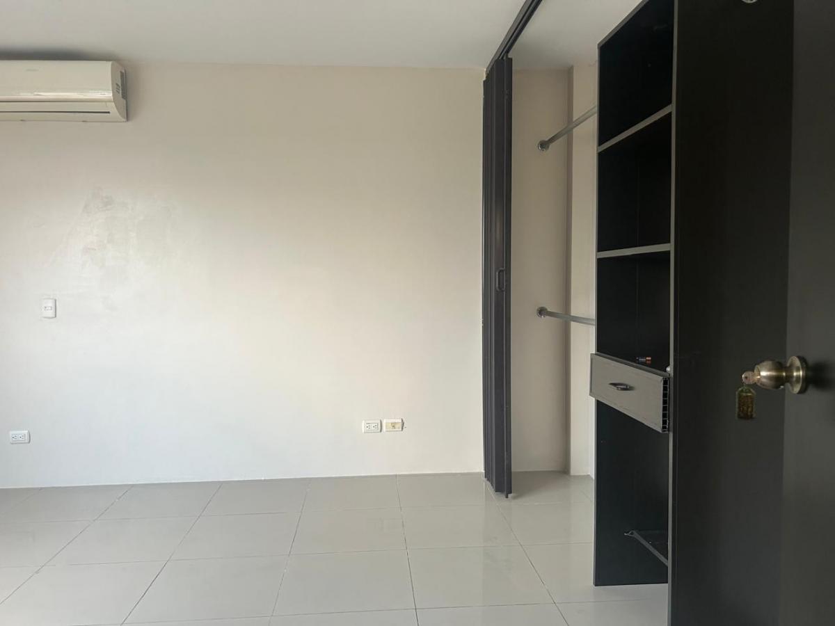 Venta de Casa Urdesa con Uso de Suelo Mixto, Guayas — imagen 9