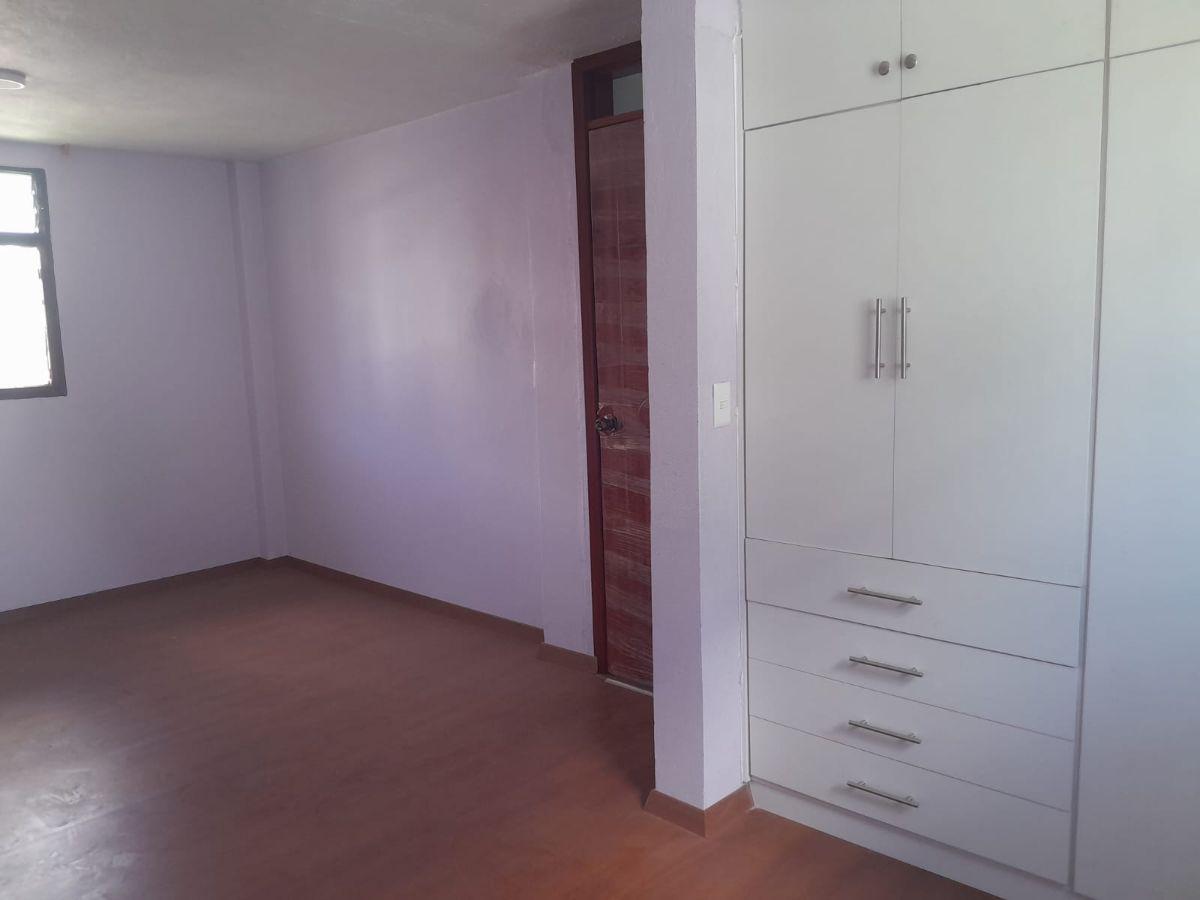 Vendo Departamento Remodelado con Parqueadero y Secadero Hermosa Vista a La Ciudad, Av de Los Grana — imagen 8