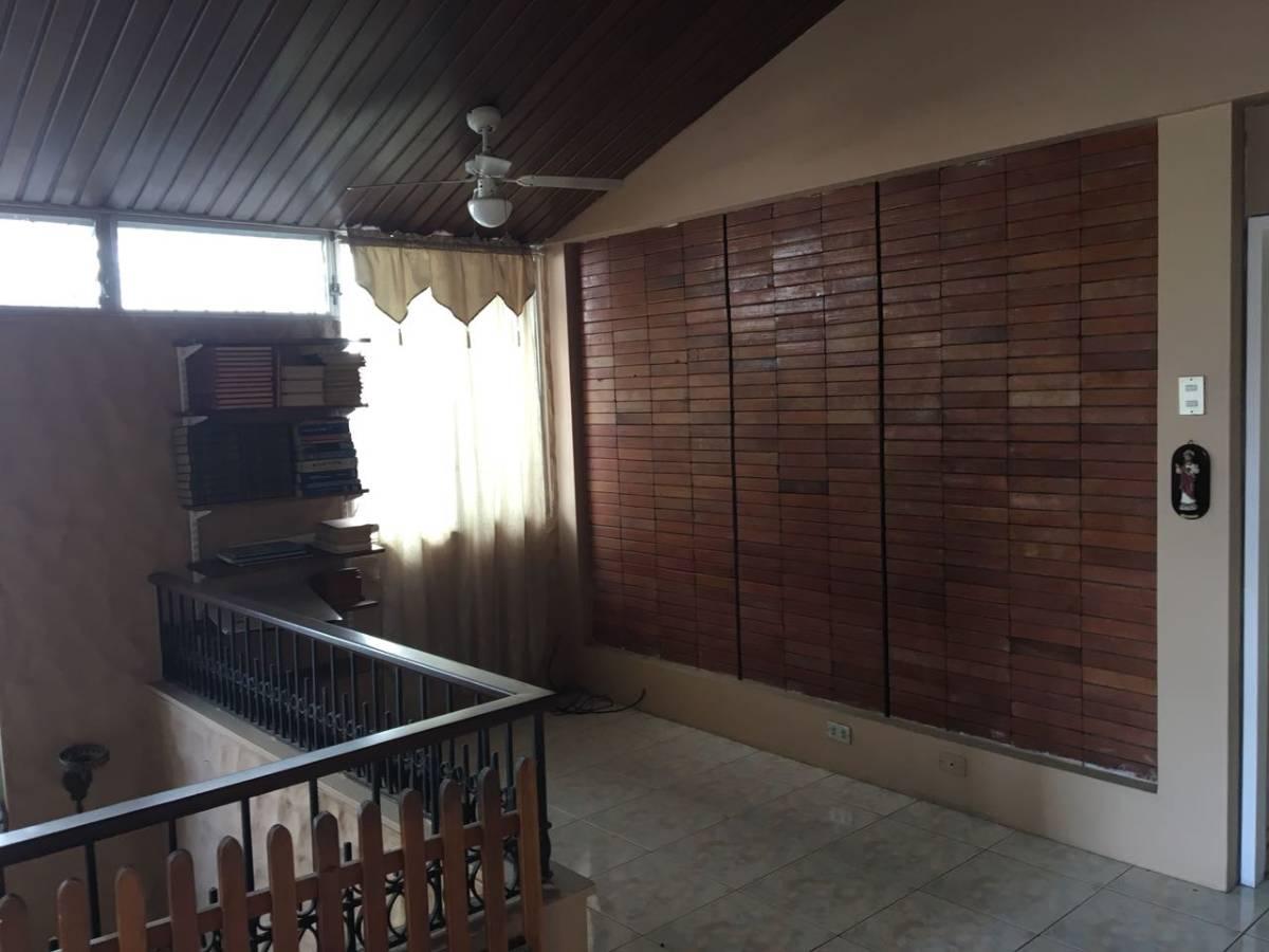 Venta Casa en El Sur 4 Dorm. con Amplio Patio, Guayas — imagen 7