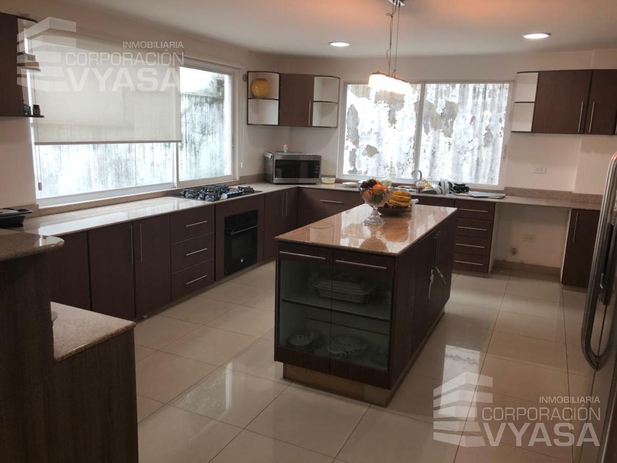 Quito Tenis - Lindo Duplex de 260 m² en Venta de 3 Dorm. — imagen 10
